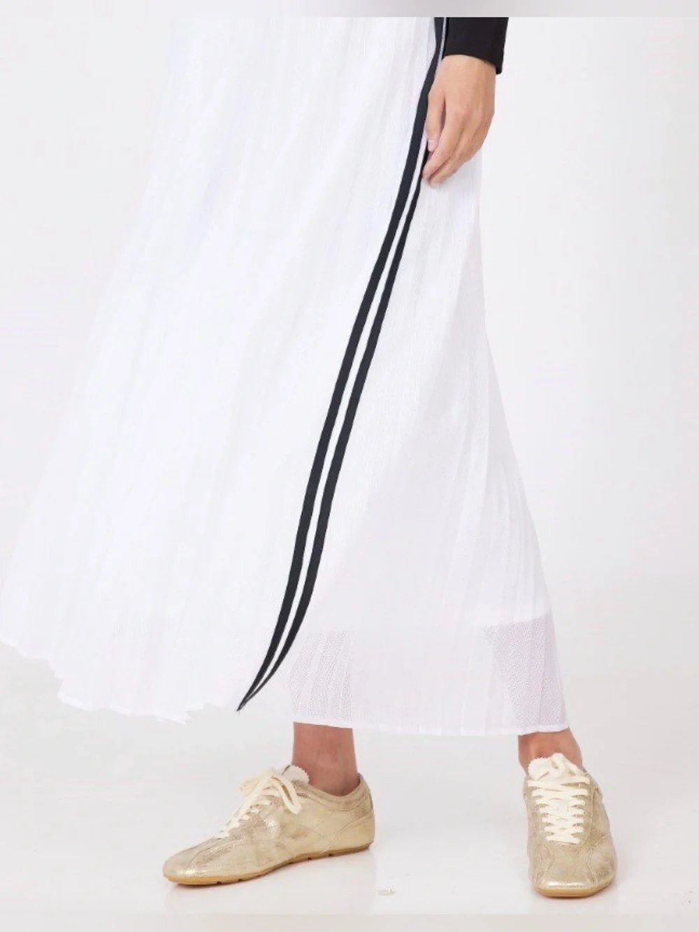 New KARL  Lagerfeld Pleated Midi Skirt with Black Side Stripe